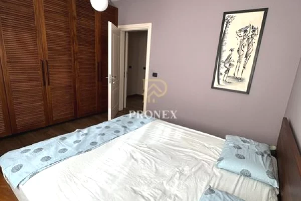 Shtepi me qera Apartament ne Tirane, 2+1, Mobilimi E mobiluar, Pagesa 130,000  Leke.