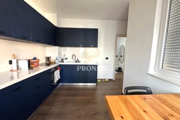 Shtepi me qera Apartament ne Tirane, 2+1, Mobilimi E mobiluar, Pagesa 130,000  Leke.
