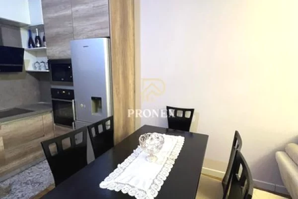 Shtepi ne shitje Apartament ne Tirane, 2+1, Mobilimi E mobiluar, Pagesa 210,000  Euro.