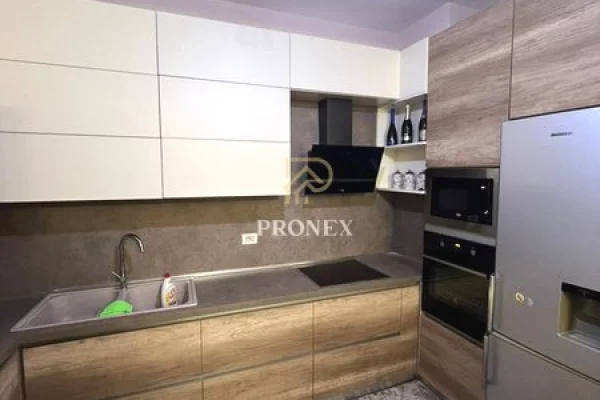 Shtepi ne shitje Apartament ne Tirane, 2+1, Mobilimi E mobiluar, Pagesa 210,000  Euro.