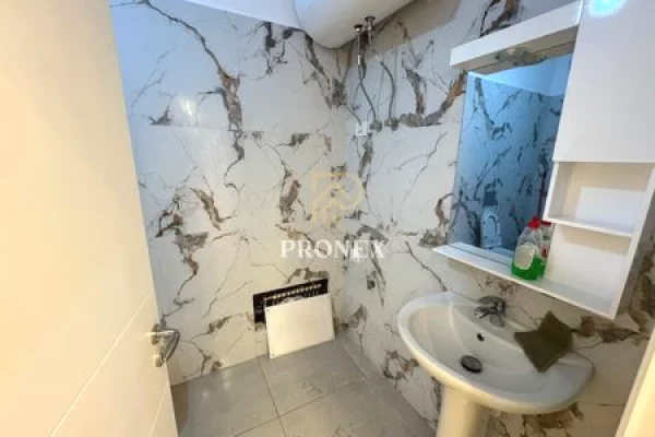 Shtepi me qera Apartament ne Tirane, 2+1, Mobilimi E mobiluar, Pagesa 65,000  Leke.