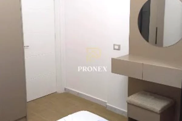 Shtepi me qera Apartament ne Tirane, 2+1, Mobilimi E mobiluar, Pagesa 55,000  Leke.