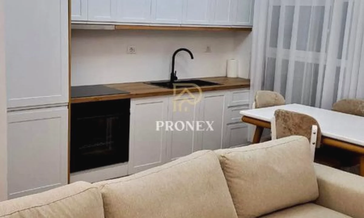 Shtepi me qera Apartament ne Tirane, 2+1, Mobilimi E mobiluar, Pagesa 50,000  Leke.