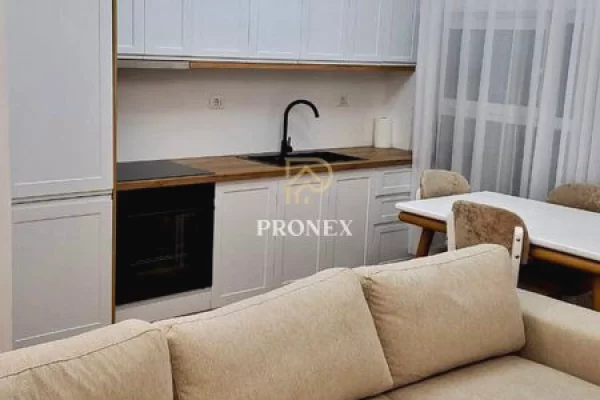 Apartament me qera 2+1 ne Ali Dem Kompleksi Mangalem
