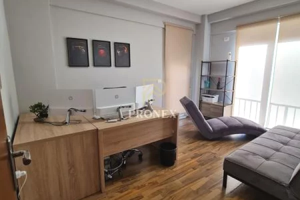 Zyre me qera tek 21 Dhjetori