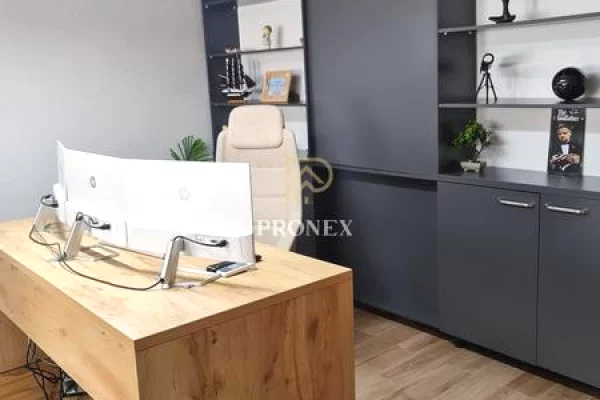 Zyre me qera tek 21 Dhjetori