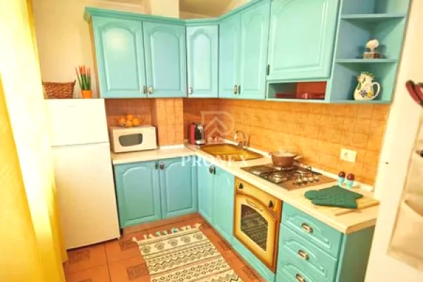 Shtepi me qera Apartament ne Tirane, 2+1, Mobilimi E mobiluar, Pagesa 75,000  Leke.