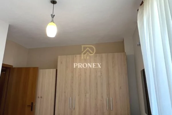 Shtepi me qera Apartament ne Tirane, 1+1, Mobilimi E mobiluar, Pagesa 60,000  Leke.
