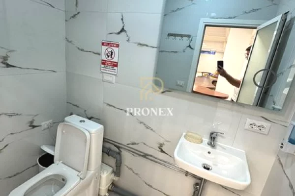 Ambjent Komercial me qera ne Durres