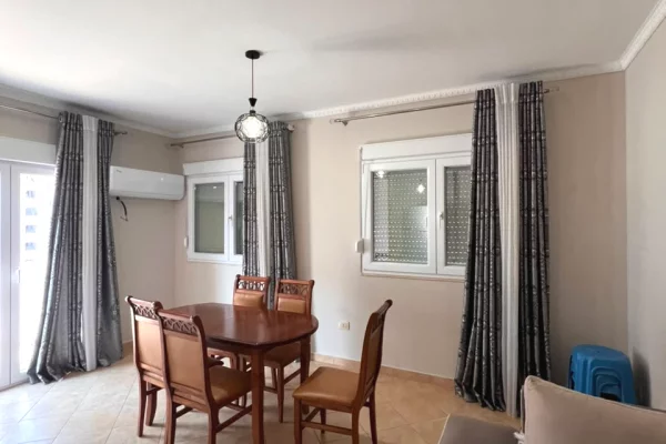 Shtepi me qera Apartament ne Tirane, 2+1, Mobilimi E mobiluar, Pagesa 50,000  Leke.