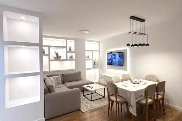 Shtepi me qera Apartament ne Tirane, 2+1, Mobilimi E mobiluar, Pagesa 60,000  Leke.
