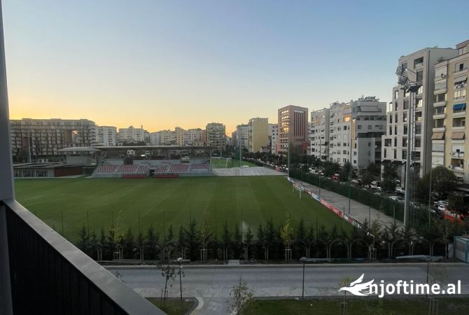 Ambiente Commerciale in Affitto 3+1 a Tirana - 700 Euro