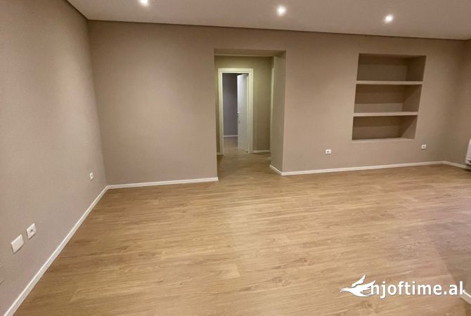 ZYRE ME QERA - RR. KAVAJES PERBALLE XHAMISE