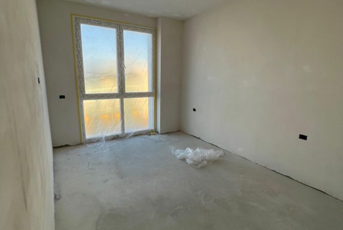 Shtepi ne shitje Apartament ne Tirane, 1+1, Mobilimi Bosh, pa mobiluar, Pagesa 132,250  Euro.
