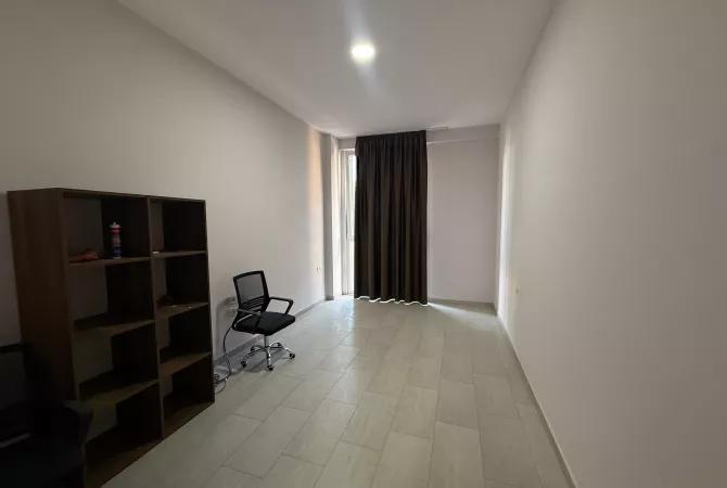 📍Jepet  Zyre me Qira prane Square21