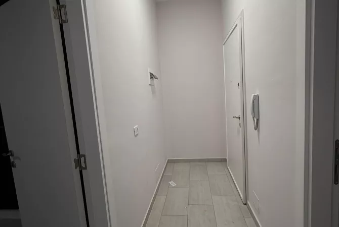 Business Property for Rent 3+1 in Tirana - 497 Euro