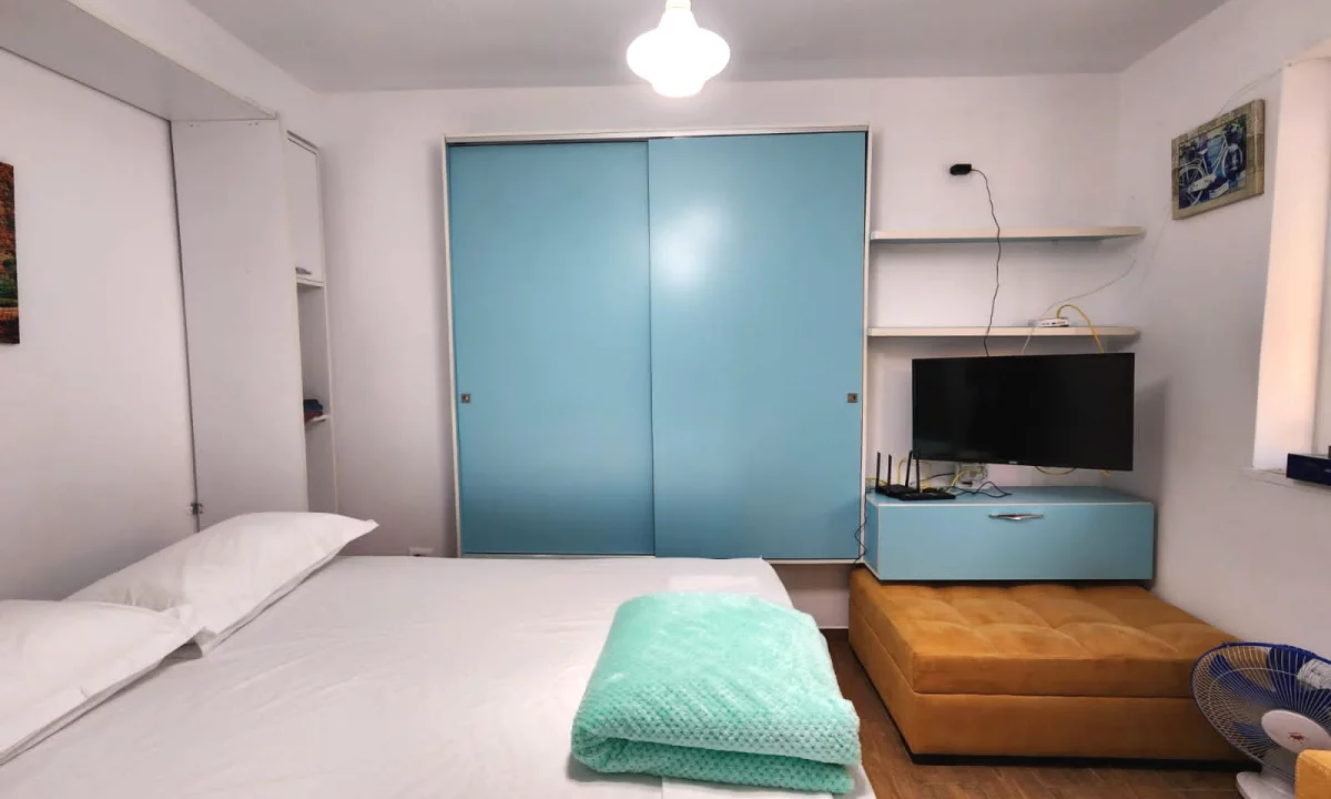 Shtepi ne shitje Apartament ne Tirane, Garsoniere, Mobilimi E mobiluar, Pagesa 54,997  Euro.