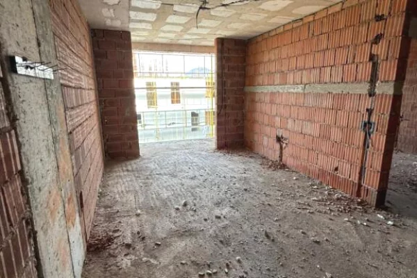 💥 OKAZION! 💥 🏡 SHITET APARTAMENT 1+1 – ALI DEMI