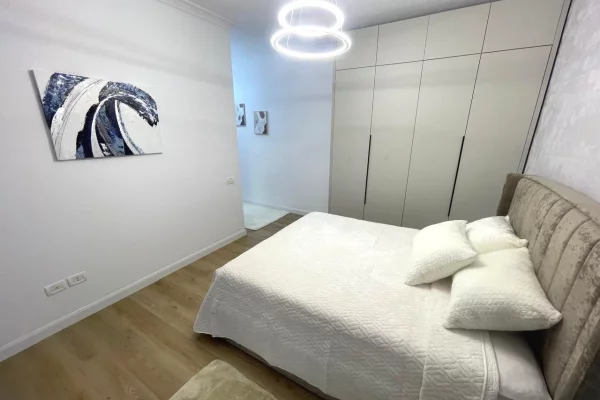 Shtepi ne shitje Apartament ne Tirane, 2+1, Mobilimi E mobiluar, Pagesa 172,997  Euro.