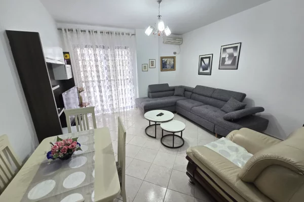 Shtepi me qera 2+1 ne Tirane - 497 Euro