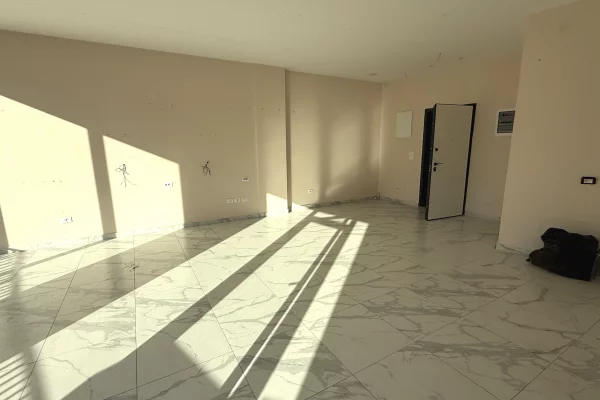 Business Property for Rent 3+1 in Tirana - 897 Euro