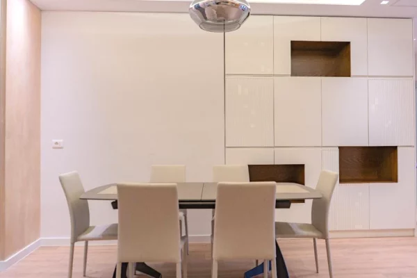 Shtepi me qera Apartament ne Tirane, 2+1, Mobilimi E mobiluar, Pagesa 847  Euro.