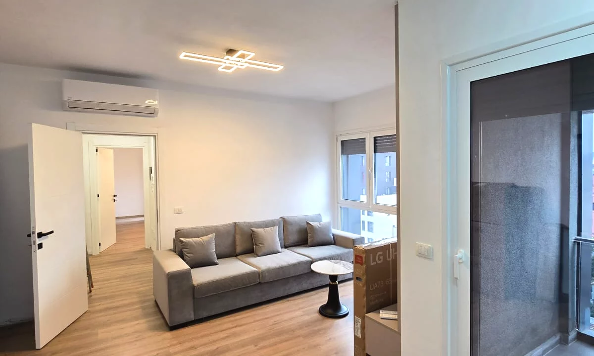 Shtepi me qera Apartament ne Tirane, 1+1, Mobilimi E mobiluar, Pagesa 797  Euro.