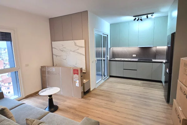 Shtepi me qera Apartament ne Tirane, 1+1, Mobilimi E mobiluar, Pagesa 797  Euro.