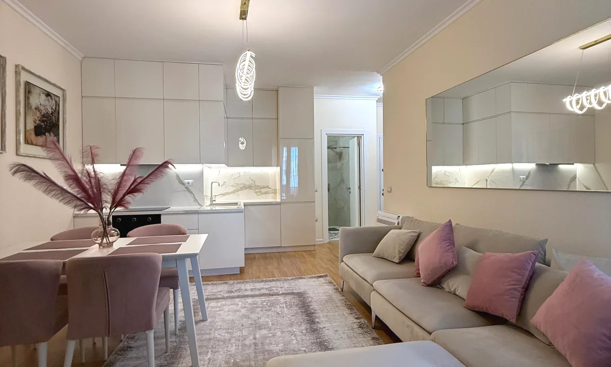 Shtepi me qera Apartament ne Tirane, 2+1, Mobilimi E mobiluar, Pagesa 1,197  Euro.