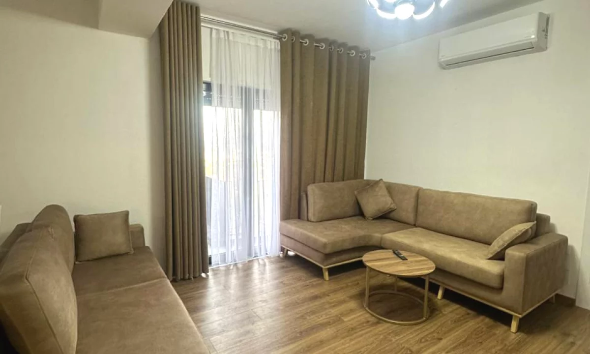 Shtepi me qera Apartament ne Tirane, 2+1, Mobilimi E mobiluar, Pagesa 797  Euro.