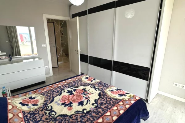 Shtepi ne shitje Apartament ne Tirane, 2+1, Mobilimi E mobiluar, Pagesa 149,000  Euro.