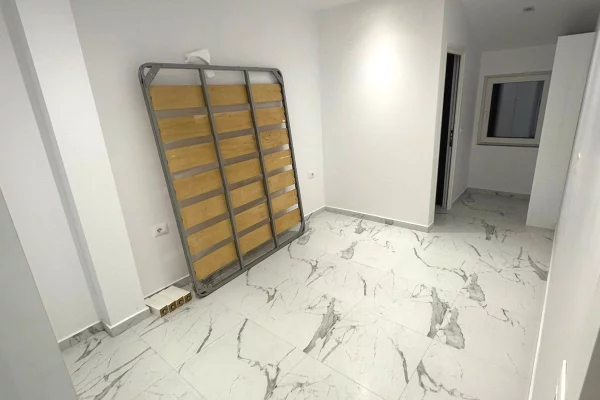 Shtepi me qera 1+1 ne Tirane - 490 Euro