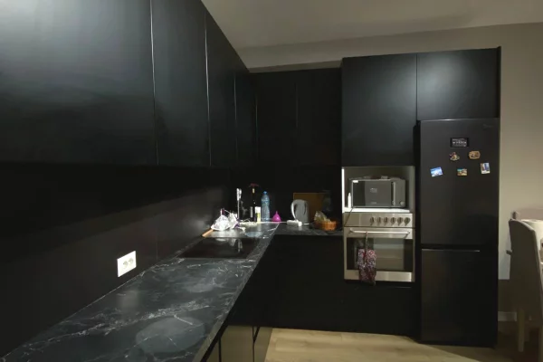 Shtepi ne shitje Apartament ne Tirane, 2+1, Mobilimi E mobiluar, Pagesa 140,897  Euro.