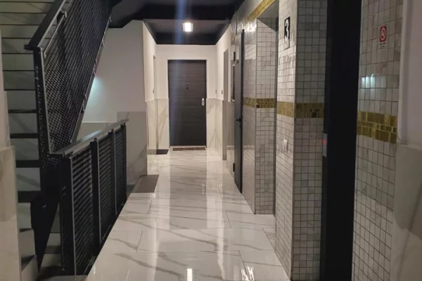 Shtepi me qera Apartament ne Tirane, 2+1, Mobilimi E mobiluar, Pagesa 897  Euro.