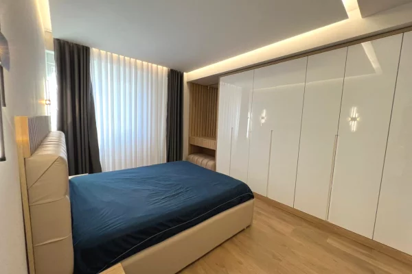 Shtepi me qera Apartament ne Tirane, 2+1, Mobilimi E mobiluar, Pagesa 997  Euro.