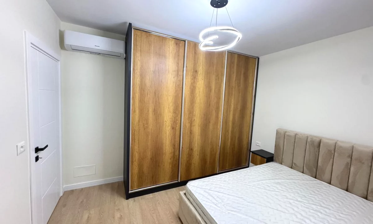 Shtepi me qera Apartament ne Tirane, 2+1, Mobilimi E mobiluar, Pagesa 797  Euro.