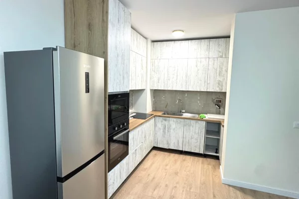 Shtepi me qera Apartament ne Tirane, 2+1, Mobilimi E mobiluar, Pagesa 797  Euro.