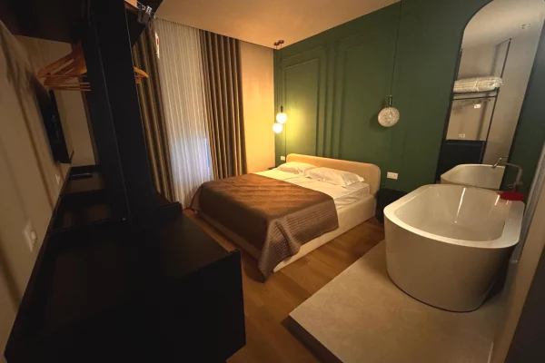 Shtepi ne shitje Apartament ne Tirane, Garsoniere, Mobilimi E mobiluar, Pagesa 58,997  Euro.