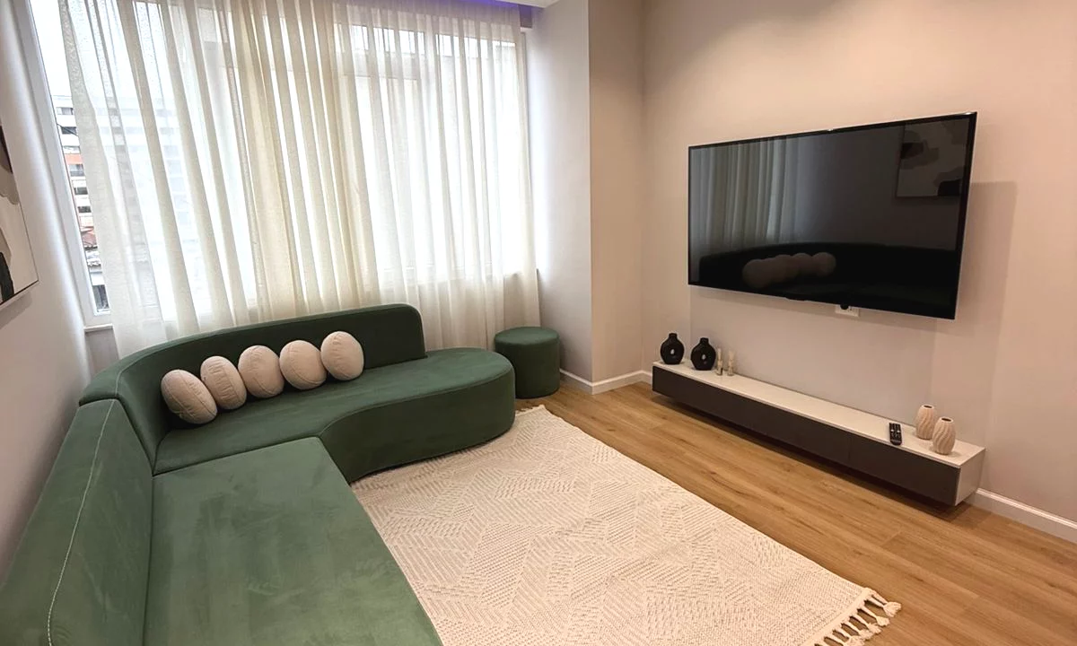 Appartamento in vendita a Tirana 1+1, Arredato