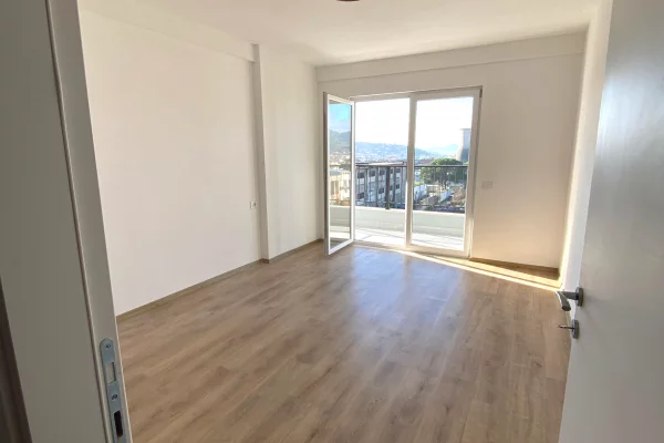 ✨ Jepet me qira apartament 1+1 + depo në zonën e Kombinatit!