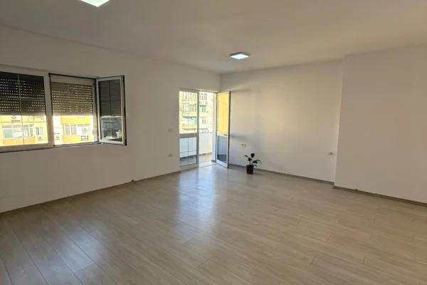 🏢 Ambient Zyre me Qira – Sheshi Wilson