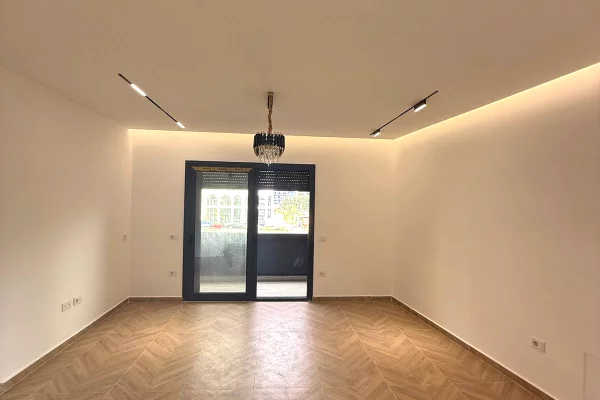 🏢 Ambient Biznesi me Qira – Oasis, Residence Ish Fusha e Aviacionit