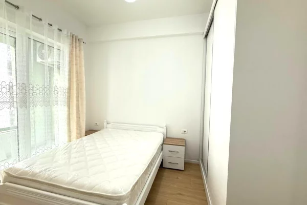 Shtepi me qera Apartament ne Tirane, 1+1, Mobilimi E mobiluar, Pagesa 370  Euro.