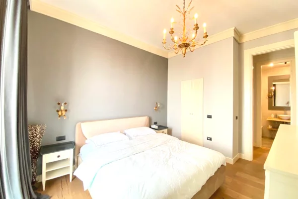 Shtepi me qera Apartament ne Tirane, 2+1, Mobilimi E mobiluar, Pagesa 1,997  Euro.