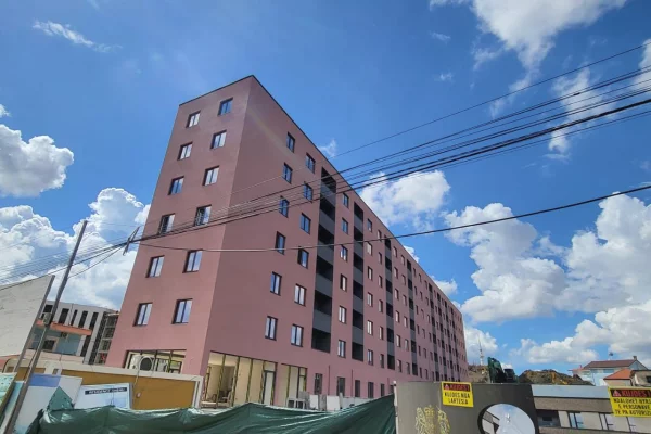 Shtepi ne shitje Apartament ne Tirane, 2+1, Mobilimi Bosh, pa mobiluar, Pagesa 91,230  Euro.