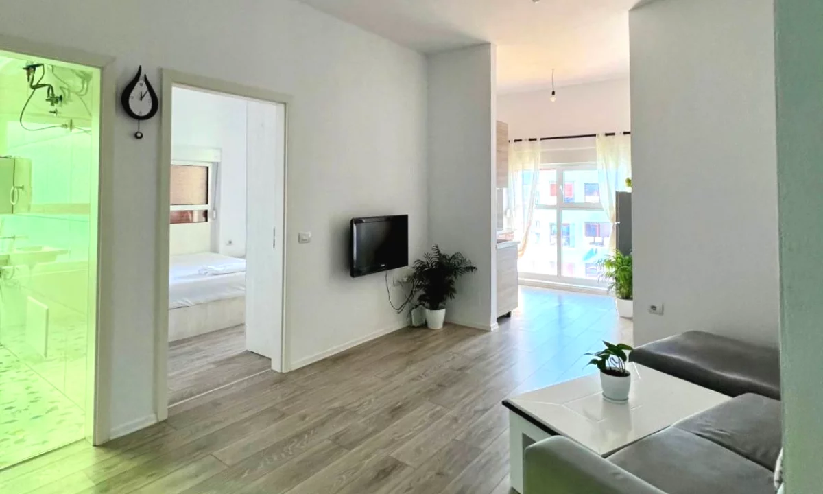 Shtepi ne shitje Apartament ne Tirane, 2+1, Mobilimi E mobiluar, Pagesa 128,740  Euro.