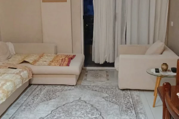 Shtepi me qera Apartament ne Tirane, 1+1, Mobilimi E mobiluar, Pagesa 347  Euro.