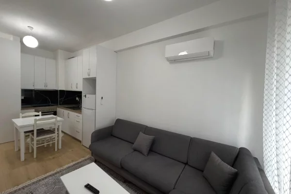 🏡 Apartament 1+1 me qira – Kompleksi Kadiu, Ali Demi 📍
