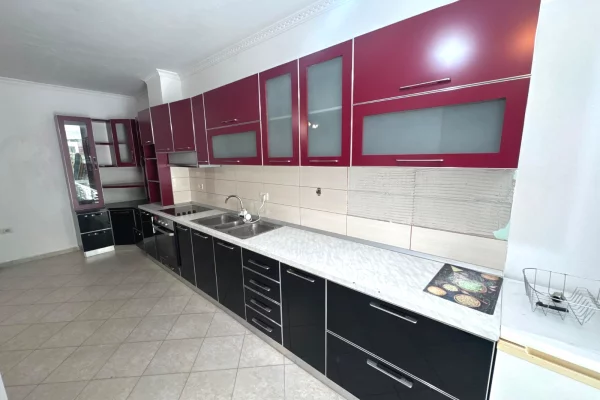 🏡 Shitet apartament 2+1 në Astir, te Dy Palmat