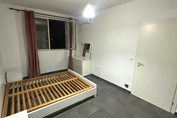 Shtepi me qera Apartament ne Tirane, 1+1, Mobilimi E mobiluar, Pagesa 397  Euro.